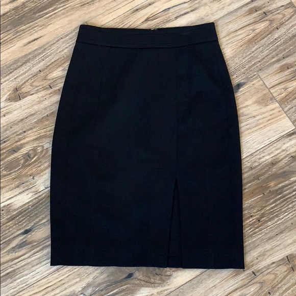 White House Black Market Dresses & Skirts - White House Black Market Skirt Size 00